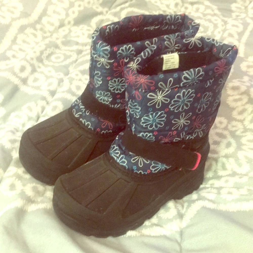 Girls warm winter boots